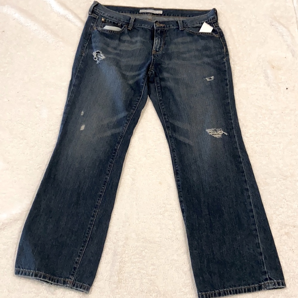 Old Navy Ripped Jeans Ladies size 14